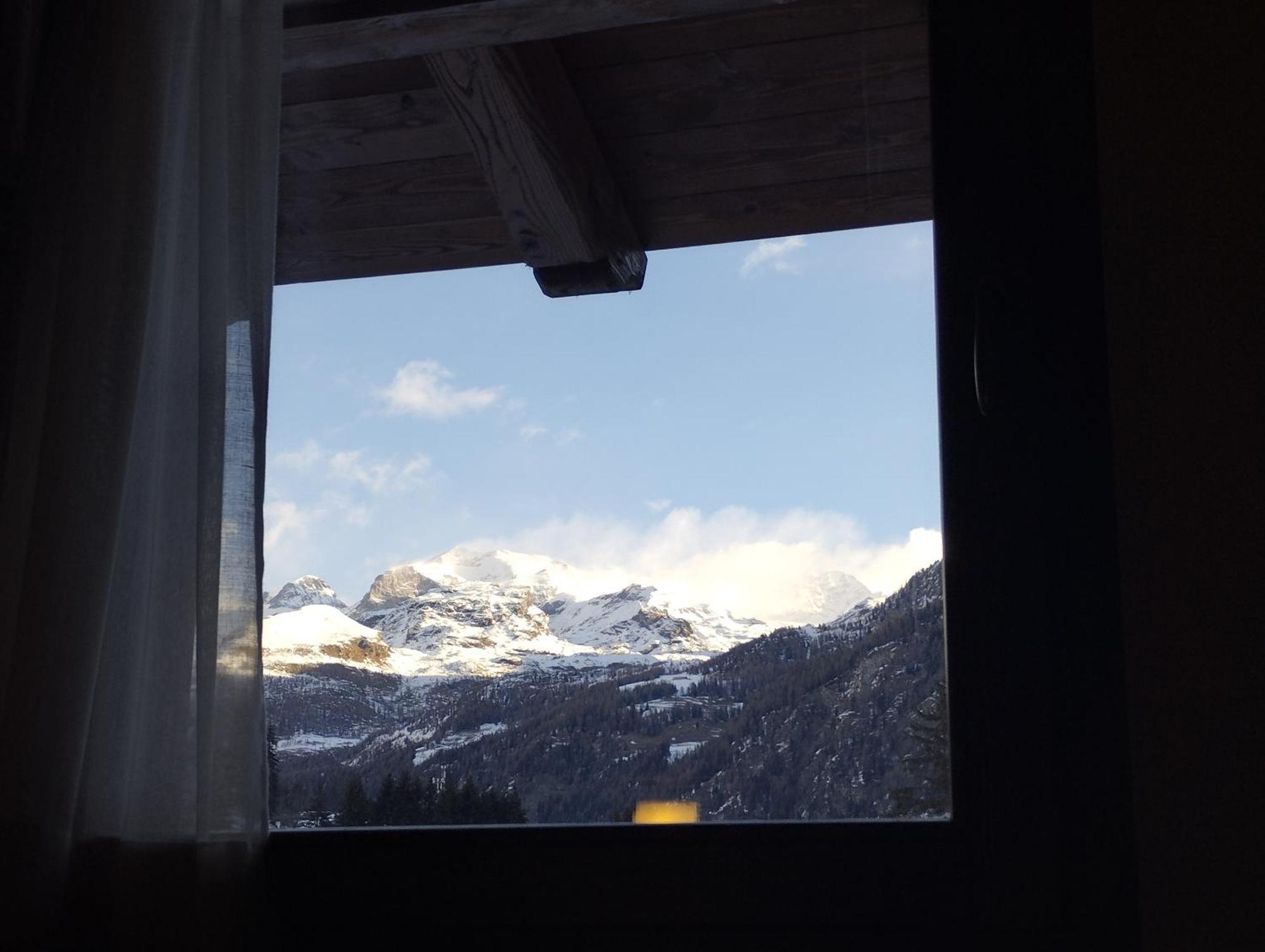 Villa Americana Chambres D'Hotes Champoluc