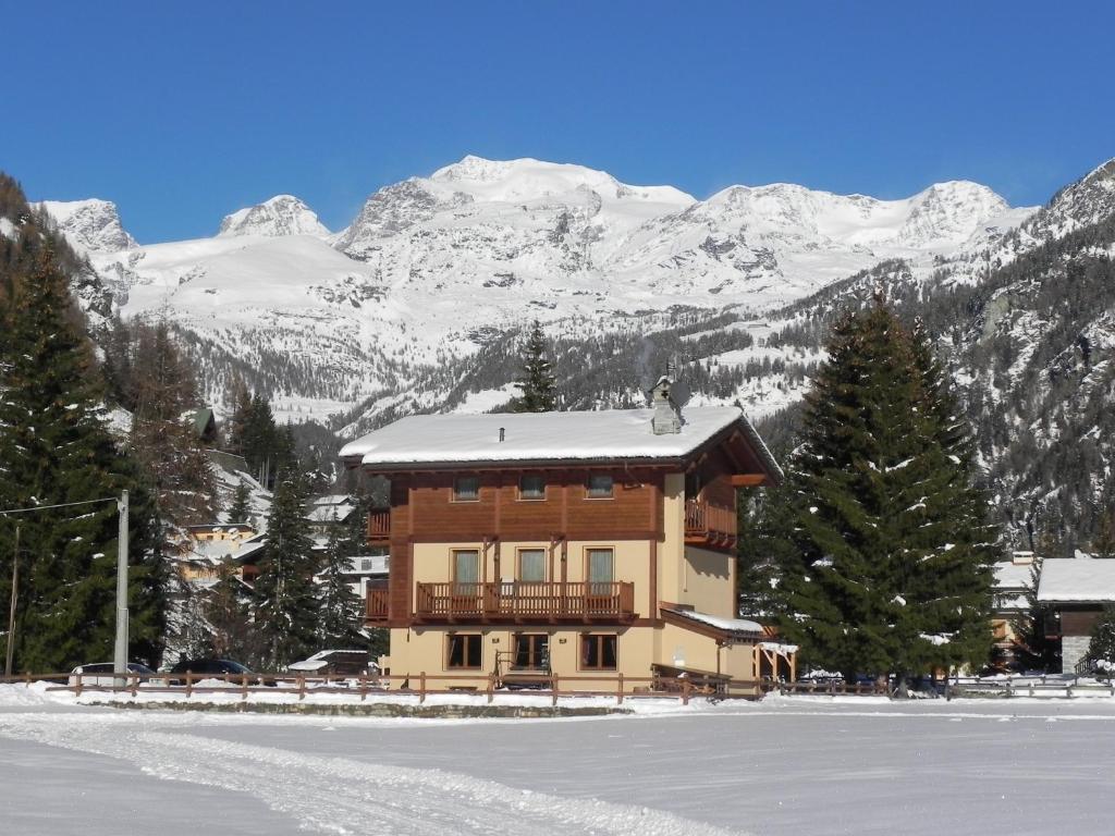 Villa Americana Chambres D'Hotes Champoluc