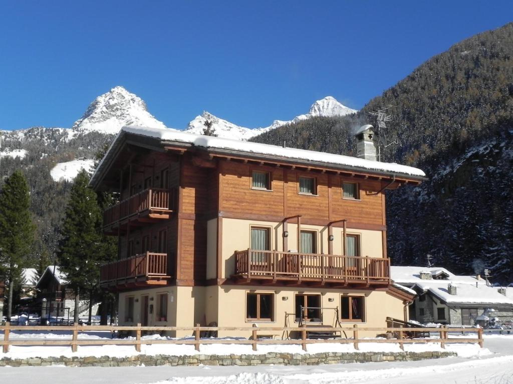 Villa Americana Chambres D'Hotes * Champoluc